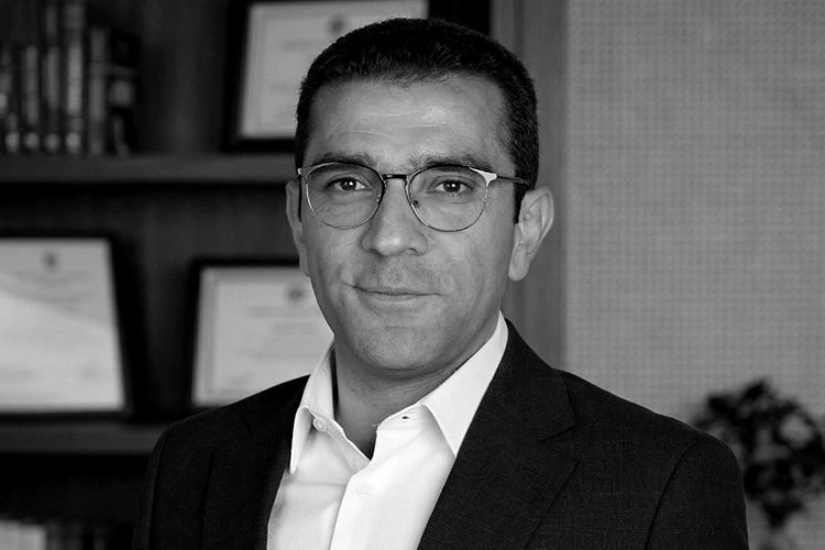 Dr. Sami BAYRAKCI